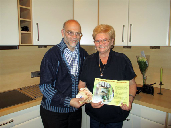 Gelduebergabe1000Euro_600